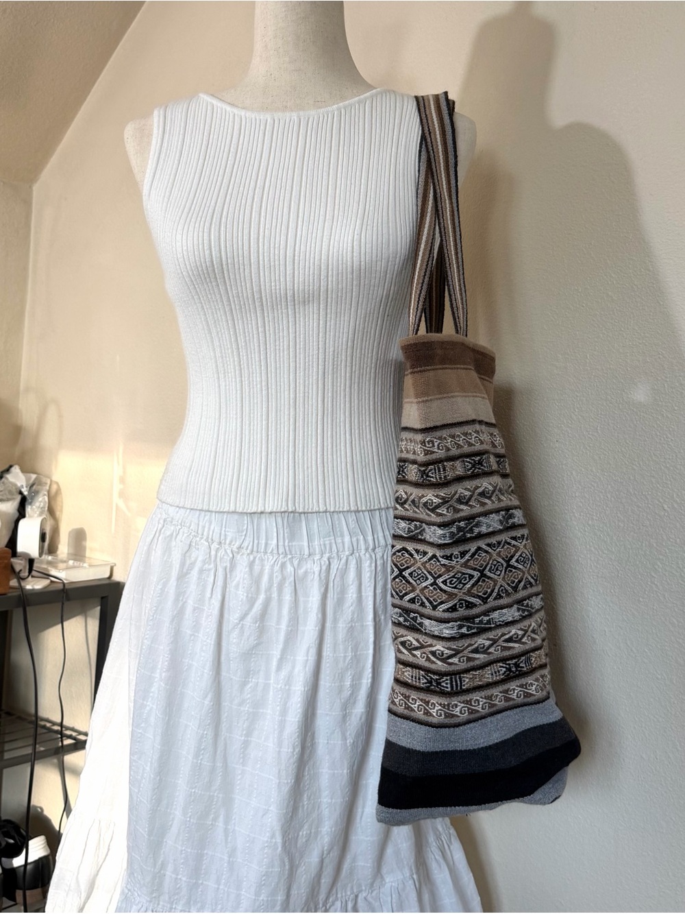 Striped Geometric Knit Tote Bag - Brown/Beige